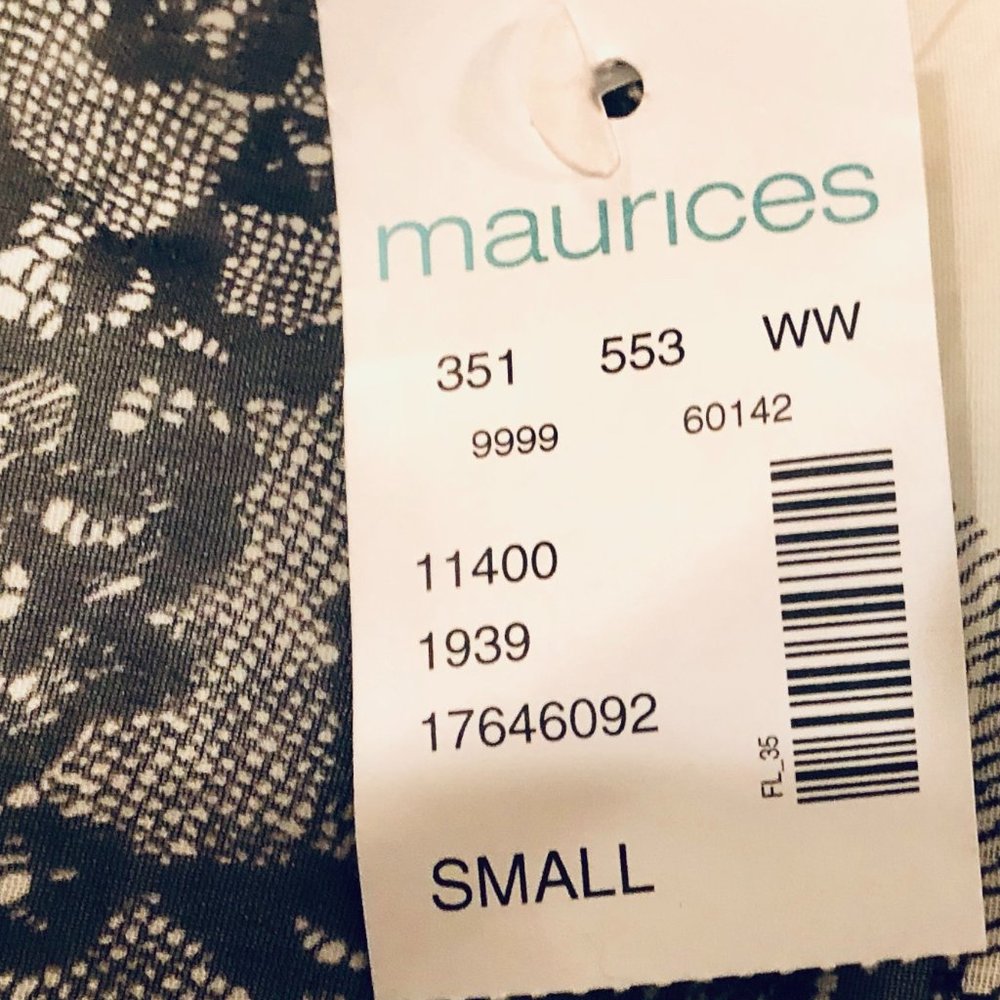 Maurices Chiffon Skirt White & Black Chevron NWT - Picture 7 of 8